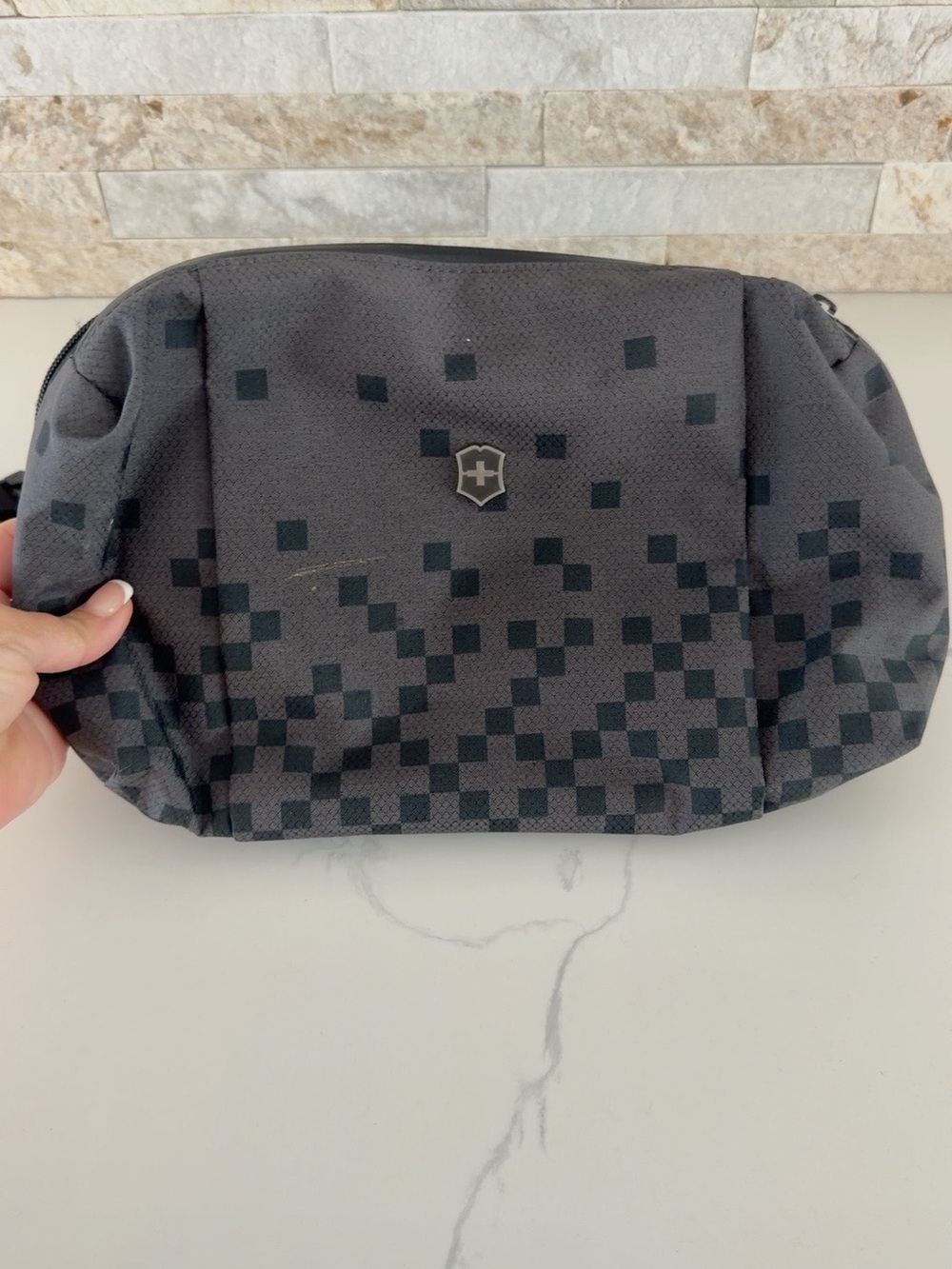 Victorinox Charcoal Pixel Pattern Toiletry Unisex Bag